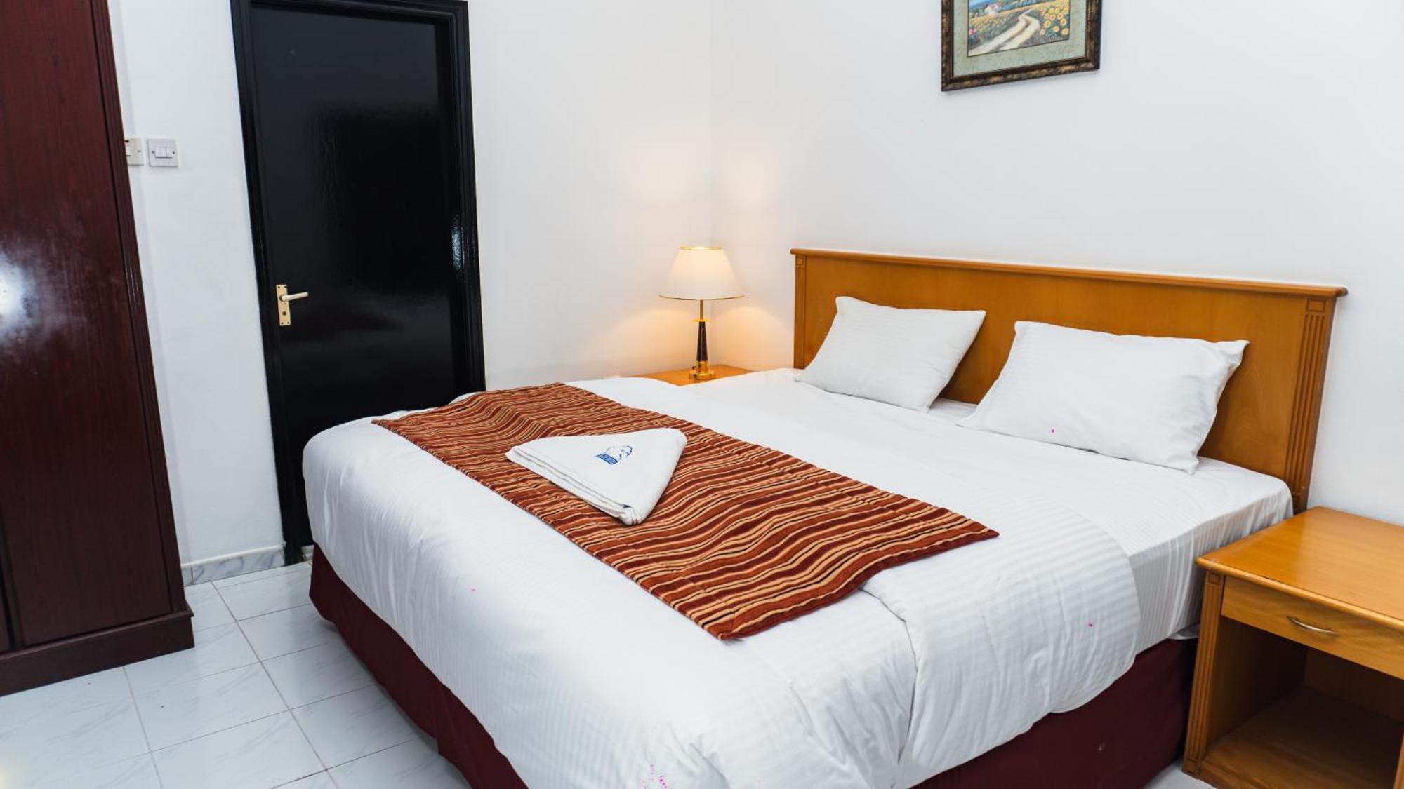 Pan Emirates Hotel Apartments Sharjah Esterno foto